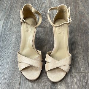 Naturalizer heels